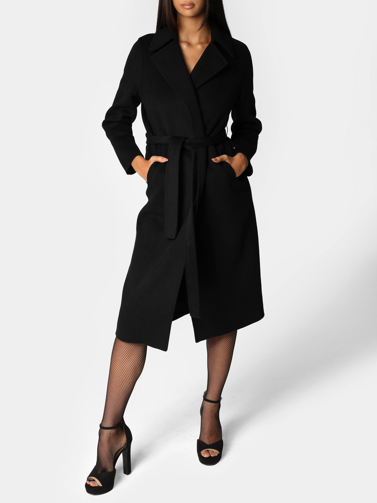 Woman wearing Black Cashmere & Merino Wool Coat