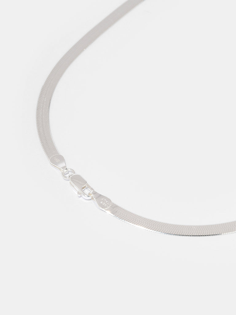 thick silver herringbone chain necklace
